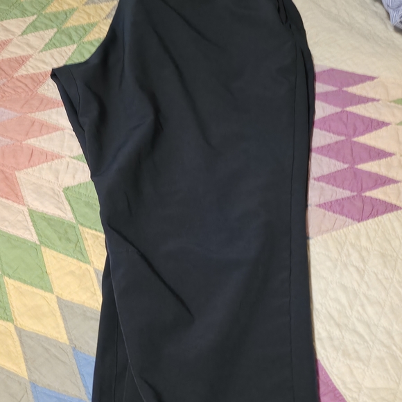 Fabletics Men's Navy Joggers - Picture 3 of 7